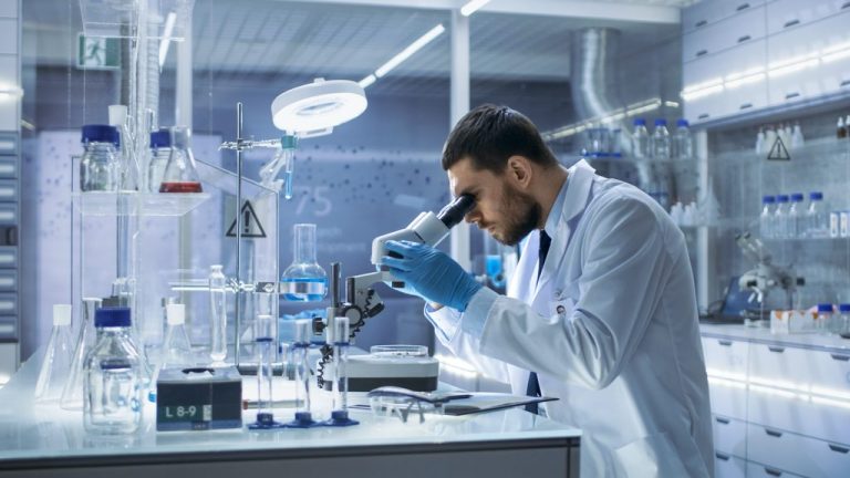Scientist-Kaise-Bane