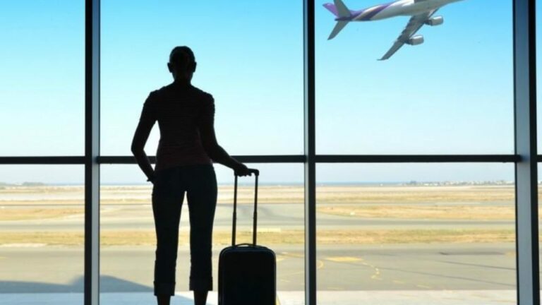 NRI Meaning in Hindi