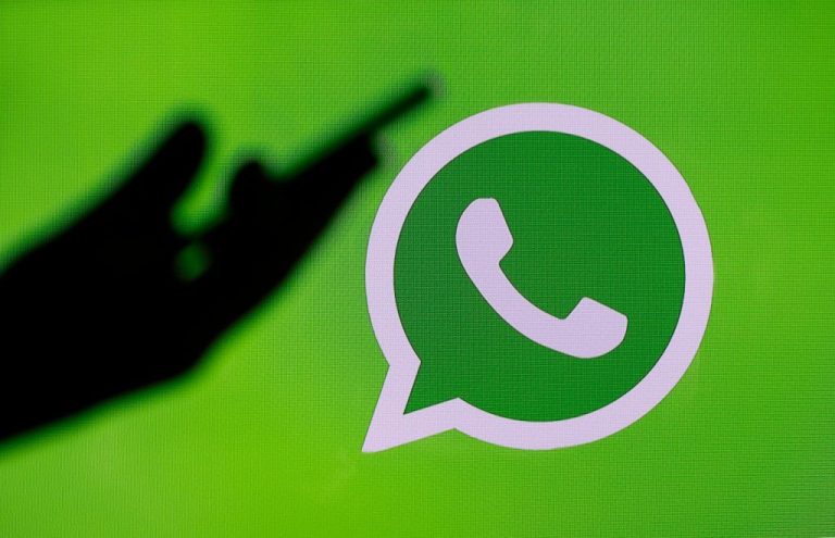 WhatsApp Stickers क्या है – व्हाट्सएप स्टिकर्स कैसे Use करें।